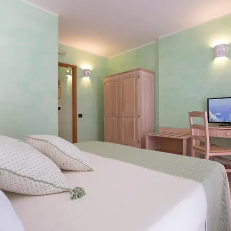 Гостевой дом S'anninnia 4*