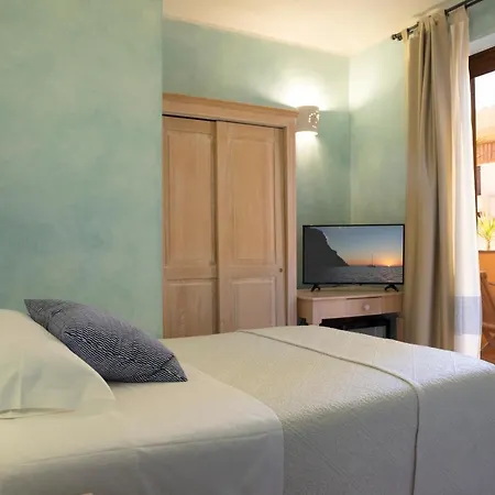 Guest house S'anninnia *